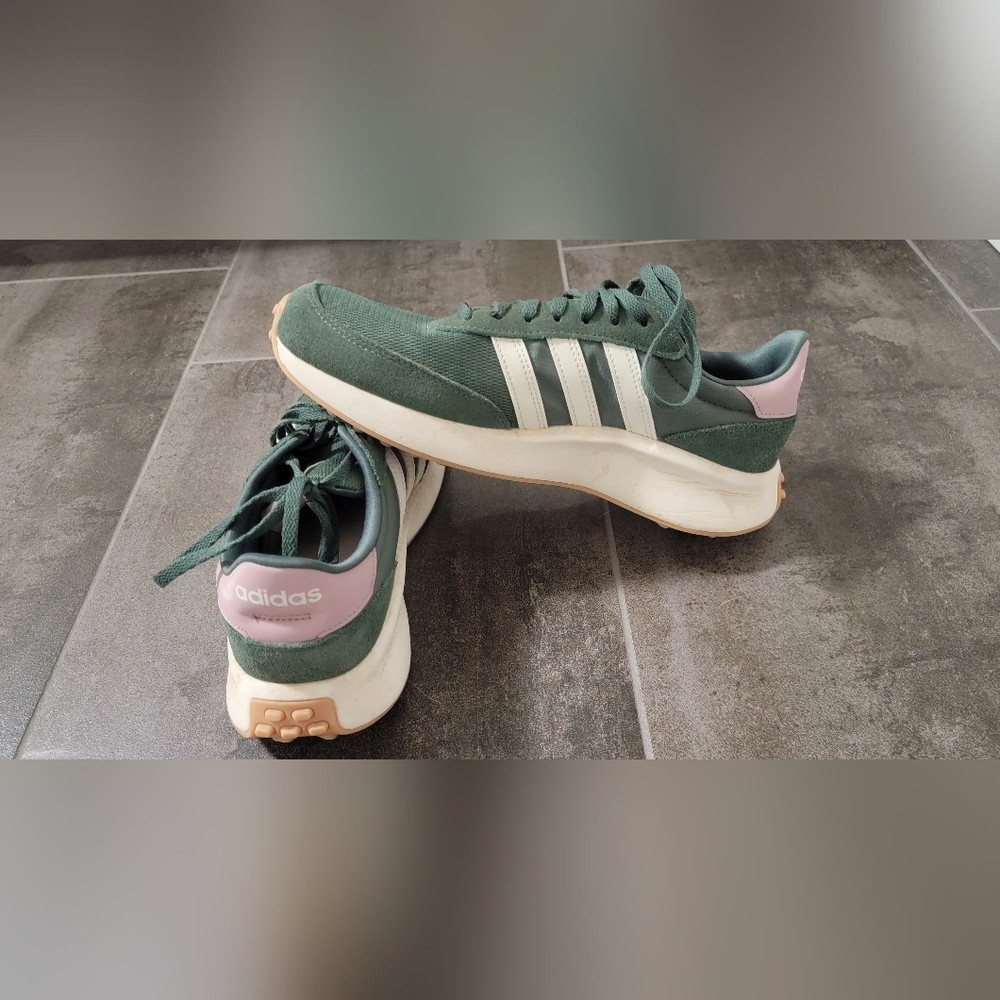 Women's Adidas run 70 tennis shoes